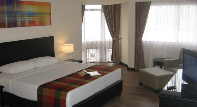 Grand Dormani Rajah Court Hotel, Boek Hotel Kuching Sarawak