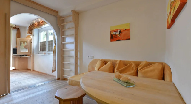 Апартаменты Bed & Breakfast Landhaus Strasser