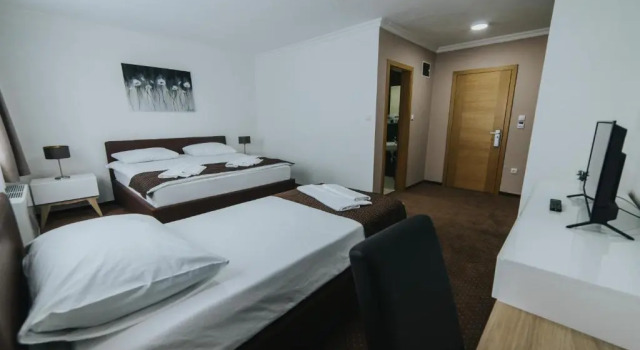 Трёхместный номер Standard Hotel Brcko Gas Doboj