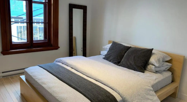 Апартаменты Magnifique appartement Vieux-Lévis rdc ou 2e
