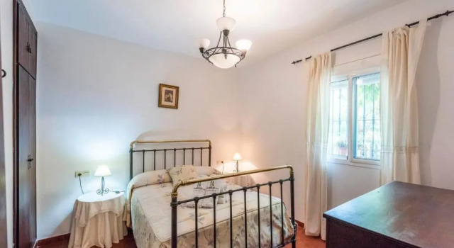 Villa Andrea Cortes de la Frontera by Ruralidays, Забронировать Вилла Отели Беналаурия с парковкой, Парковка