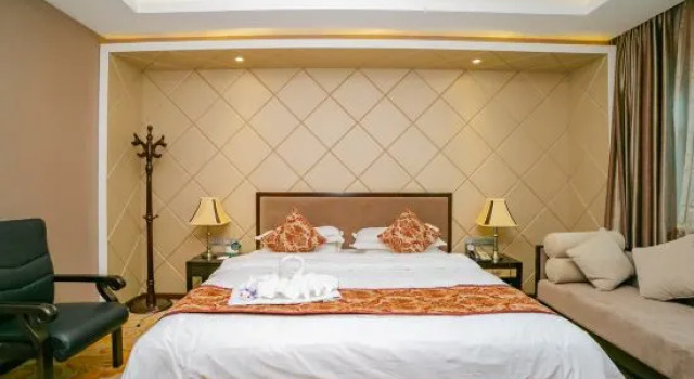 Luksusowy suite Guazhou Hotel
