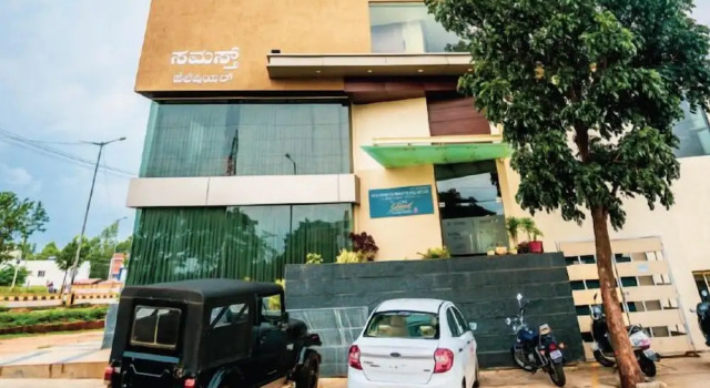 Samasth Palatial by Yuvraj GroupofHotels, Rezervovat Hotel Maisúr Bangalore