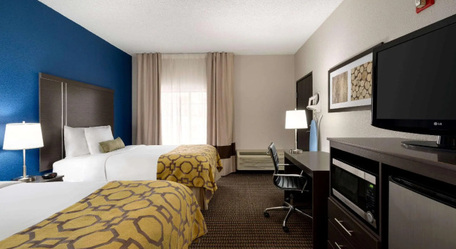 Четырёхместный номер Standard Baymont by Wyndham Casa Grande