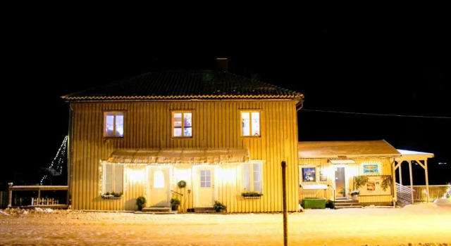 Affären Må Bra, Rezervați Hotel Sunne 