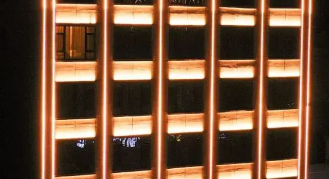 Linyi Guozun Business Hotel