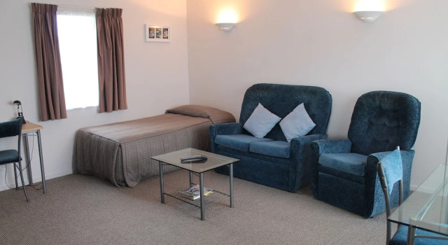 Номер Deluxe Riverview Motel