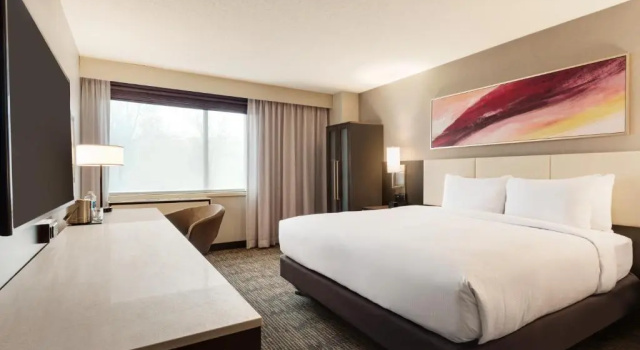 Номер Standard DoubleTree by Hilton St. Paul, MN