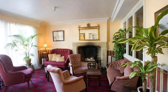 Crown & Cushion Hotel, Забронировать Отель Чиппинг-Нортон Оксфордшир