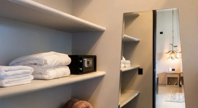 Номер Deluxe с балконом Tau House