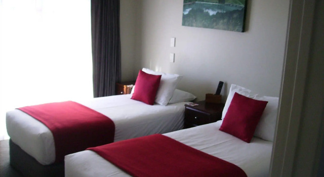 Albert Court Motor Lodge, Забронировать Отель Гамильтона 
