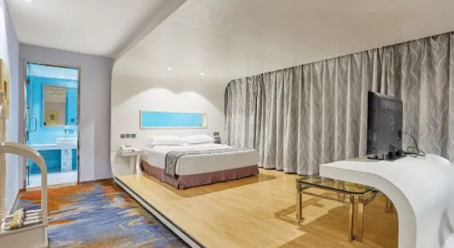 Люкс Deluxe Мансарда Nanyang Yunhe International Business Assembly Hall