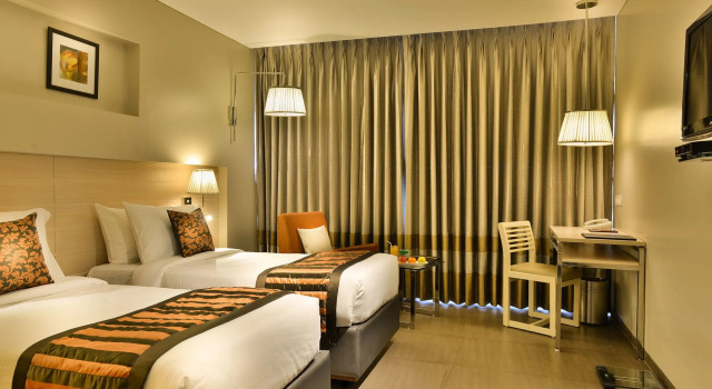 The Fern Residency, Vadodara, Boek Hotel Hotels in Gujarat met ontbijt, Ontbijt