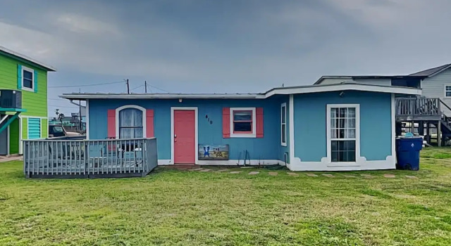 Surfside Escape by Ryson Vacation Rentals, Book Feriehus Sommerhuse i Surfside Beach, Hytte