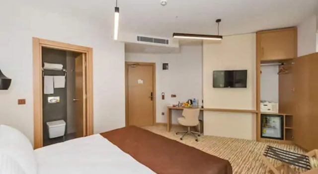 Двухместный номер Economy с видом на город Hotel Boursier 1 & Spa