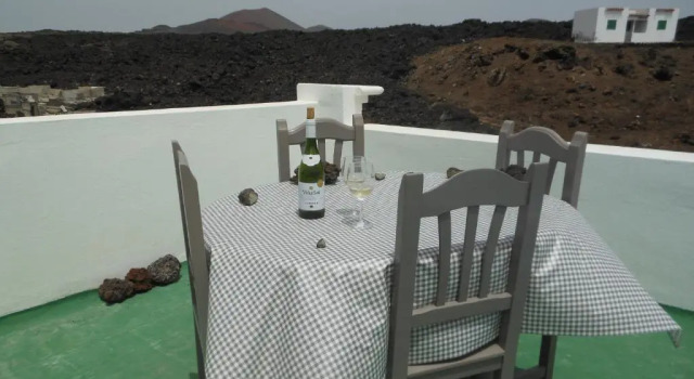 Апартаменты Volcano View