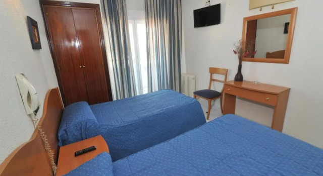 Двухместный номер Standard Hostal Goyma I