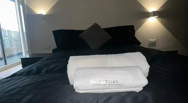 Apartment - Sleeps 4, Pets Allowed & Free Parking, Varaa Huoneisto Asunnot kohteessa Merseyside, Huoneisto