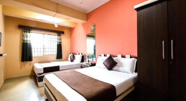Четырёхместный номер Executive Lusia Inn