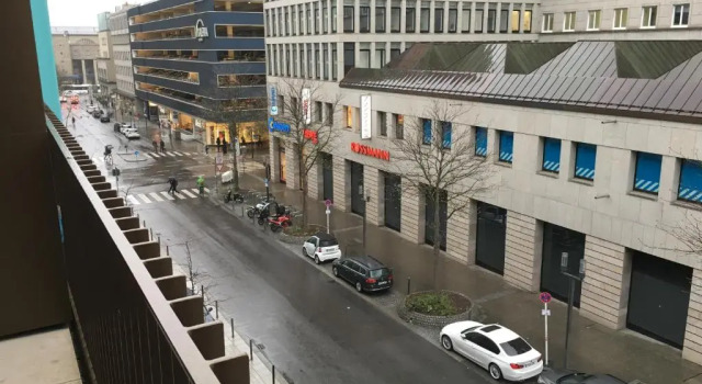 Апартаменты с 2 комнатами Hochwertig im Herzen Stuttgarts
