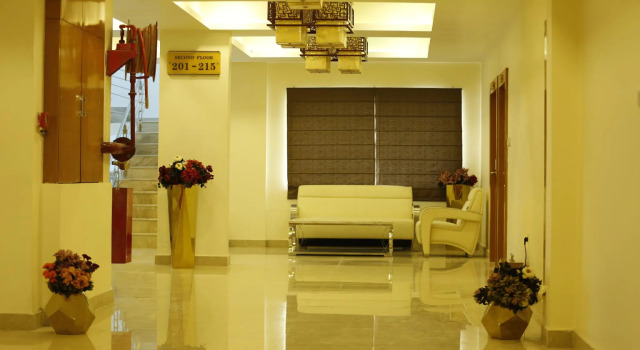 Hotel Vaibhav Inn, Забронировать Отель Отели Гомти Нагара с парковкой, Парковка