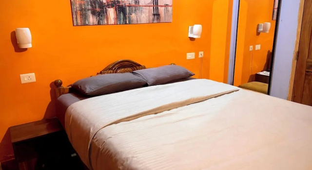 Executive Suite mit Balkon und mit Stadtblick Dee Dash Inn