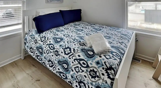 Seaside Serenity by Carolina Retreats, Забронировать Отель Каролина-бич Уилмингтон, рядом с Odysea Surf and Kiteboard School