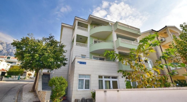 Apartments and Rooms Roso, Забронировать Апартаменты/квартира Апартаменты Макарска, рядом с Маяк Св. Петра, Апартаменты/квартира