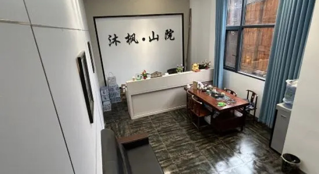 Xijiang Qianhu Miao Village Mufeng Mountain Courtyard B&B (No. 6 Fengyu Bridge Branch), Prenota Bed & breakfast Xijiang Guizhou