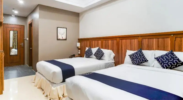 Номер Premier Capital O 460 World Palace Hotel