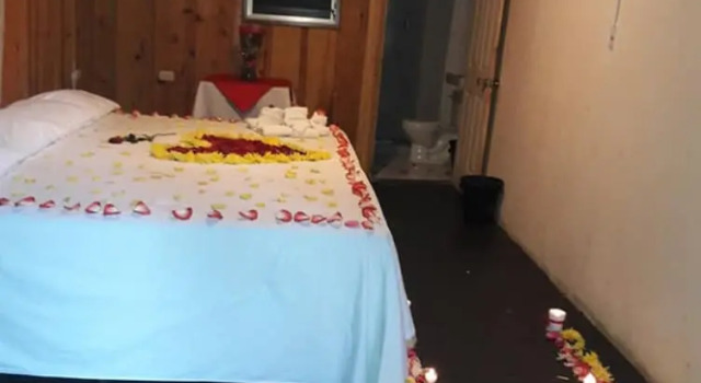 Бунгало Hotel Gil Town