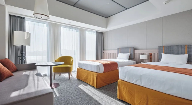 Номер Deluxe с видом на реку Premium hotel MONday MAIHAMA View 1