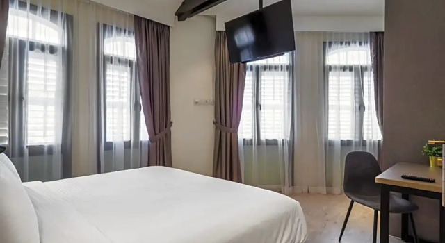 Люкс Macallum Central Hotel Managed by The Ascott Limited