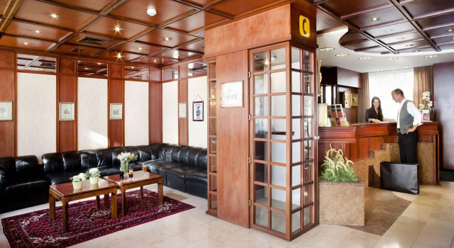 Alpinpark Hotel, Забронировать Отель Прадль Инсбрук, рядом с Стадион "Тиволи-Ной"