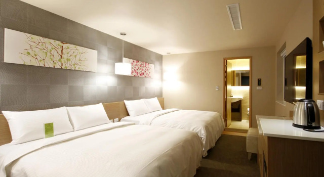 Четырёхместный номер Standard Kindness Hotel - Jue Ming