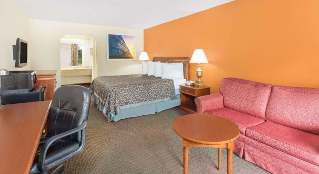 Двухместный номер Standard Days Inn by Wyndham Orangeburg South