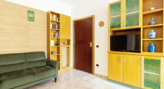New Family 3 Bedrooms House In Sorrento, Забронировать Апартаменты/квартира Сорренто Побережье Сорренто, рядом с Cattedrale SS. Filippo e Giacomo