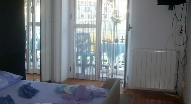 Riley - at the sea - A2-martino 2, Rezerwuj Hotel Hotele w Split-Dalmatia County ze śniadaniem, Śniadanie