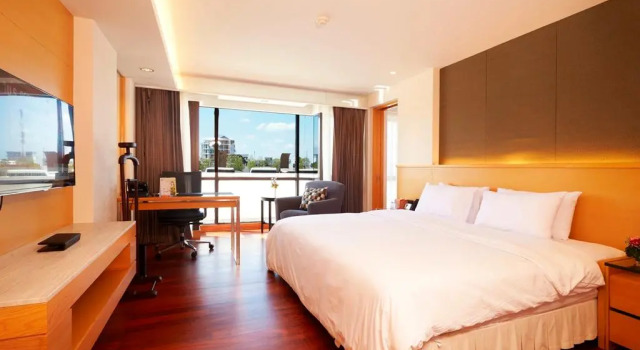 Люкс Lao Plaza Hotel