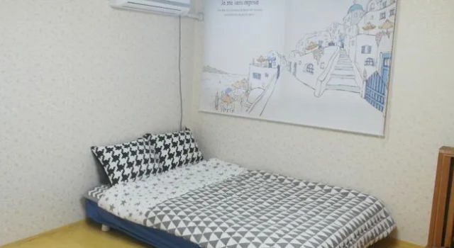 Starjjang Guesthouse, Забронировать Отель Аеуол-ли Чеджу, рядом с Храм Попчанса