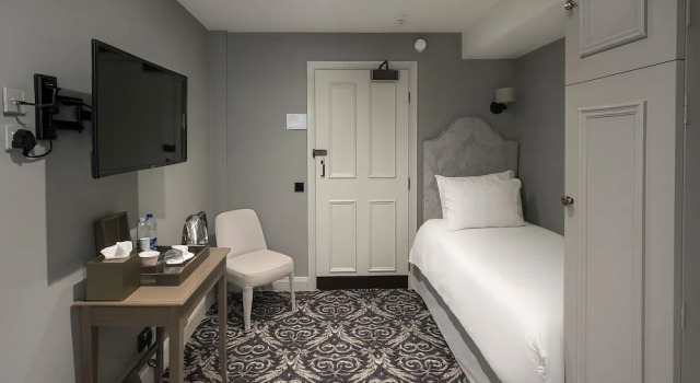 Номер Luxury No. 30 Knightsbridge