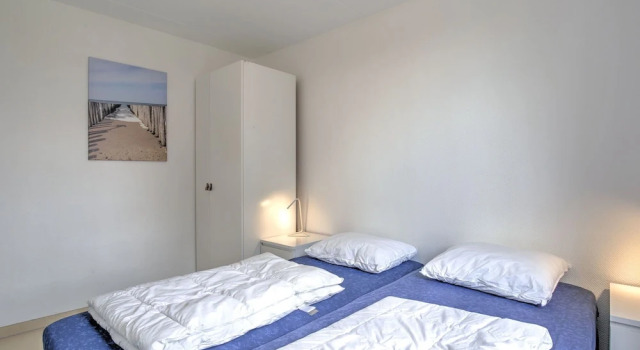 Peaceful Holiday Home in Kamperland With Private Garden, Book Hotel Kamperland 
