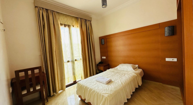 HOTEL SAHARA BEACH AKHFENNiR, Забронировать Отель Тарфая 