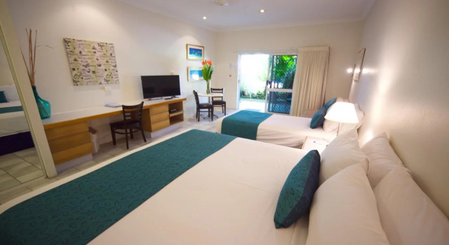 Best Western Lazy Lizard Motor Inn, Book Hotel Hoteller i Port Douglas med pool, Swimmingpool