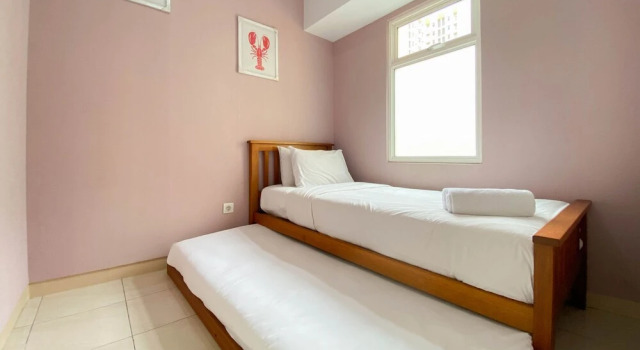 Comfort And Elegant 4Br Combined At Springlake Summarecon Bekasi Apartment