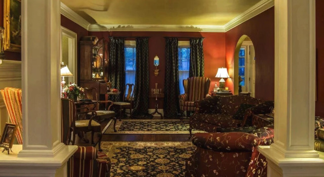Sidwell Friends Bed and Breakfast, Varaa Hotelli Mount Vernon Ozark