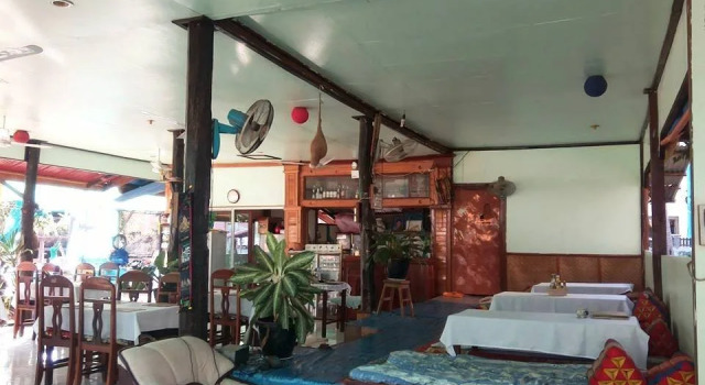 Nongsak Guesthouse, Rezerwuj Hotel Hotele w Ban Khon z parkingiem, Parking