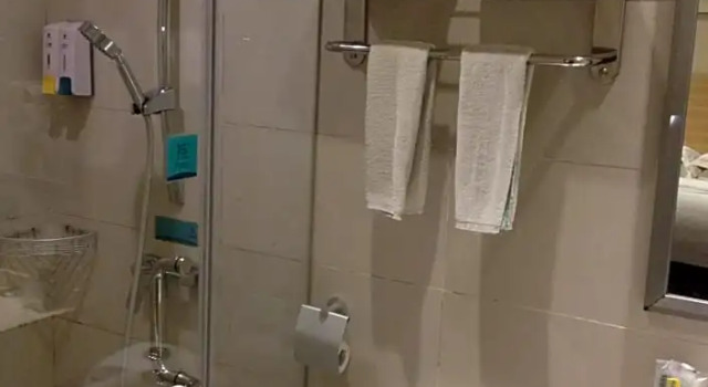 Номер Superior City Comfort Inn Wuhan Baibuting
