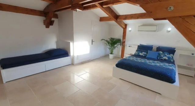 Maison calme et rénovée "Oléa Provence", idéale pour passer des vacances dans le Sud, Забронировать Отель Сен-Канна Буш-дю-Рон