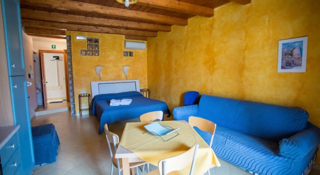 Family Studio with city view Casa Vela B&B